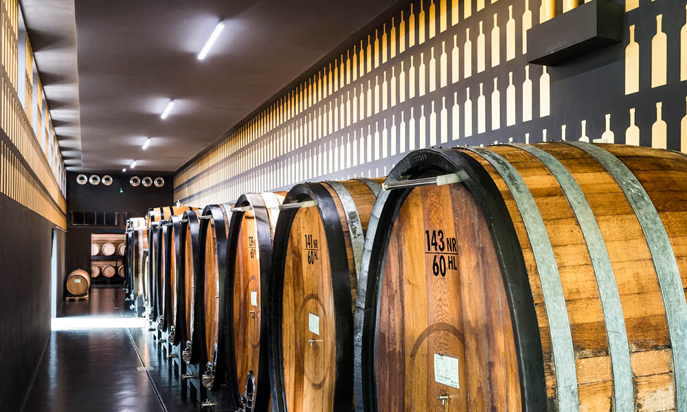 Le botti di Cantina Merano a Marlengo in provincia di Bolzano