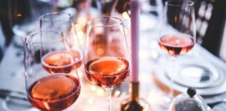 Come si fa il vino rosato? Abbinamenti e Migliori Italiani
