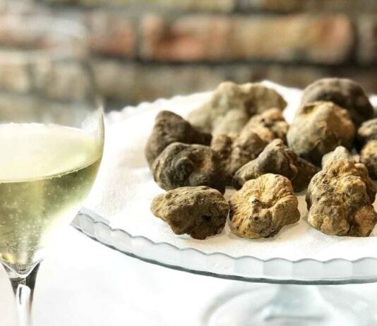 The 10 Best Wine & Truffle Pairings – How to Pair Wine and Truffle