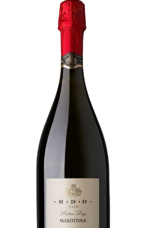 Conegliano Valdobbiadene Prosecco Superiore DOCG Rive di Ogliano R.D.O. Extra Dry 2019 – Masottina