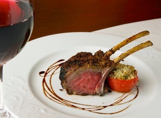 The 10 Best Wine and Lamb Pairings – How to Pair Wine & Lamb
