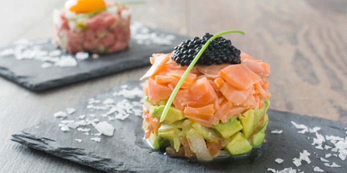 wine salmon pairing