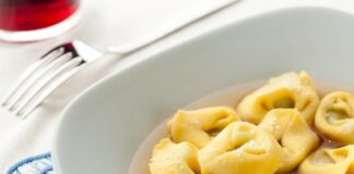 Migliori 10 Abbinamenti Vino e Tortellini in Brodo – Vino per Tortellini in Brodo