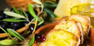 Buy & Ship Premium Olive Oil in Florence at VINO AL VINO